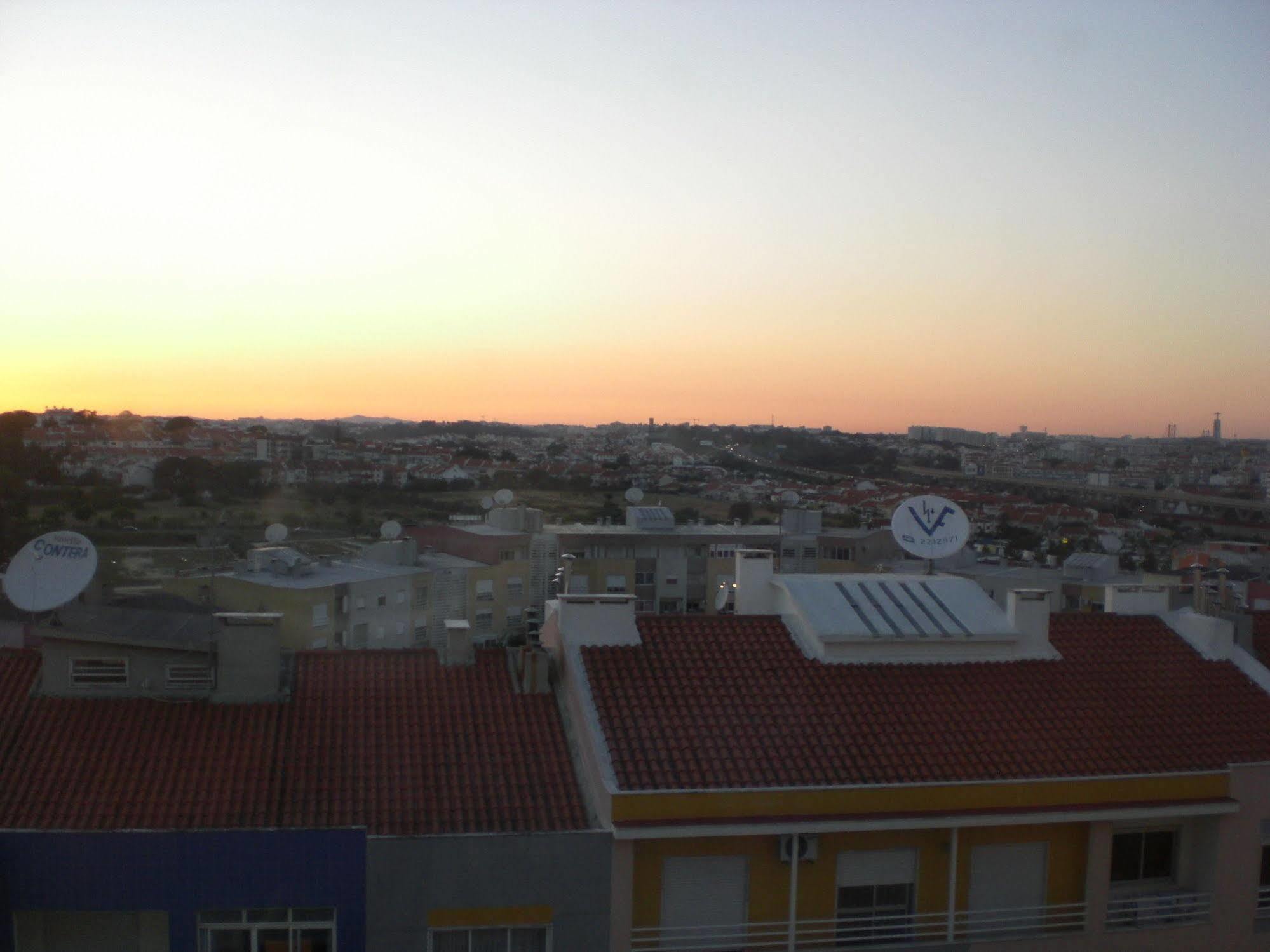 Homestay Marialva Park Seixal  Exteriér fotografie