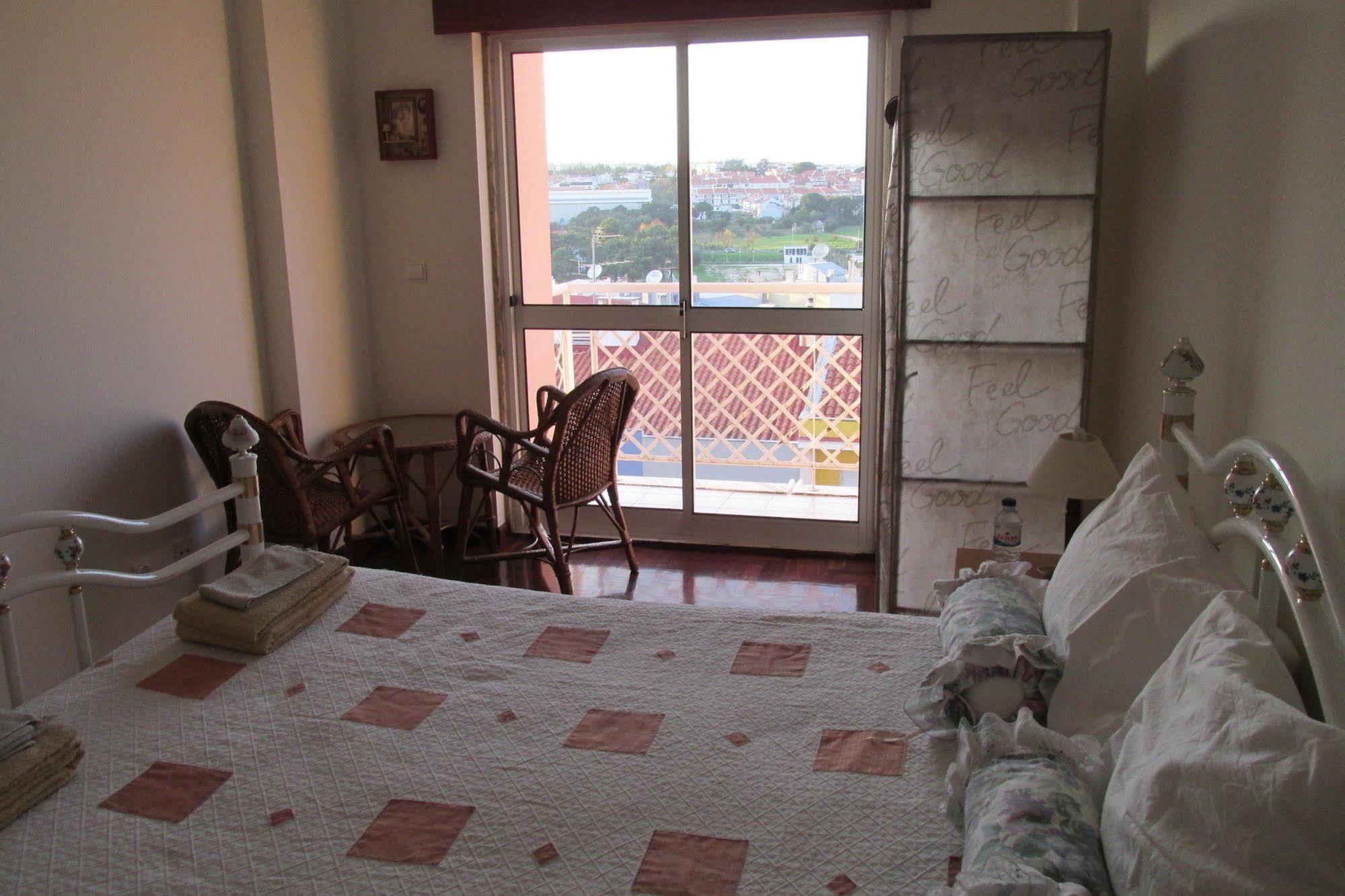 Homestay Marialva Park Seixal  Exteriér fotografie